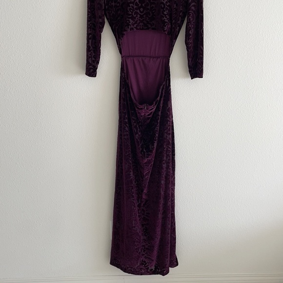 Perfect Night Plum Purple Velvet Print Maxi Dress - Picture 8 of 14